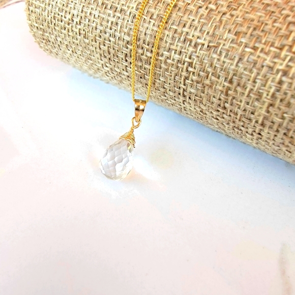 Clear Rock Crystal Necklace Minimalist Crystal Gemstone - Picture 1 of 4